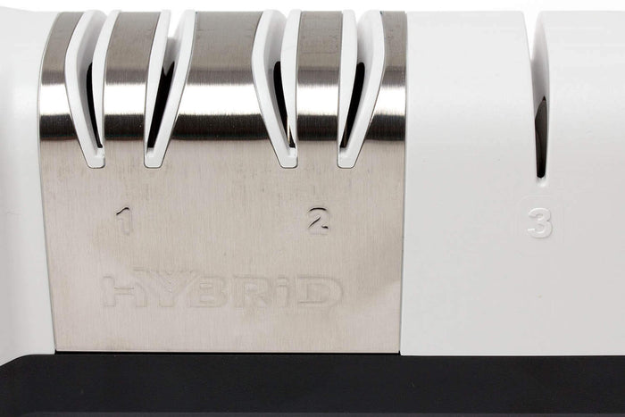 Aiguiseur électrique Chef's Choice Hybrid 270 couteau lisse et dentelé