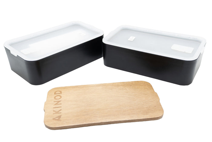 Bento Akinod 11:46 noir avec couvercle en acacia 1,4L