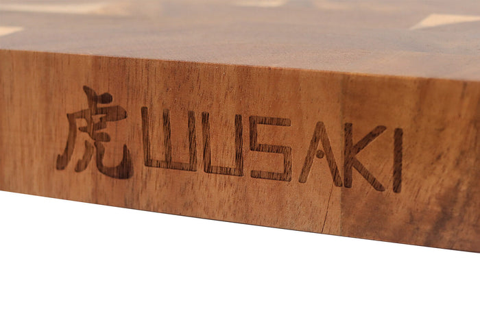 Billot de cuisine Wusaki en bois d'acacia damier 43 x 30,5 x 3,5cm