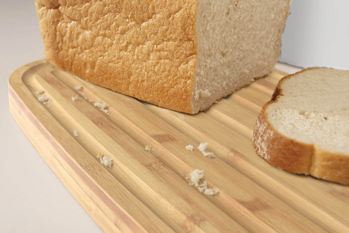 Boîte à pain avec couvercle réversible en bambou Joseph Joseph Bread Bin blanche