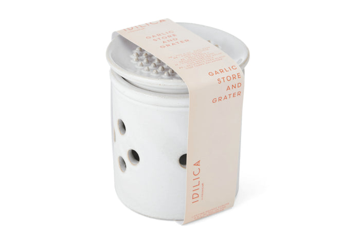 Boîte de conservation d'ails KitchenCraft Idilica en grès crème + couvercle à râpe intégrée