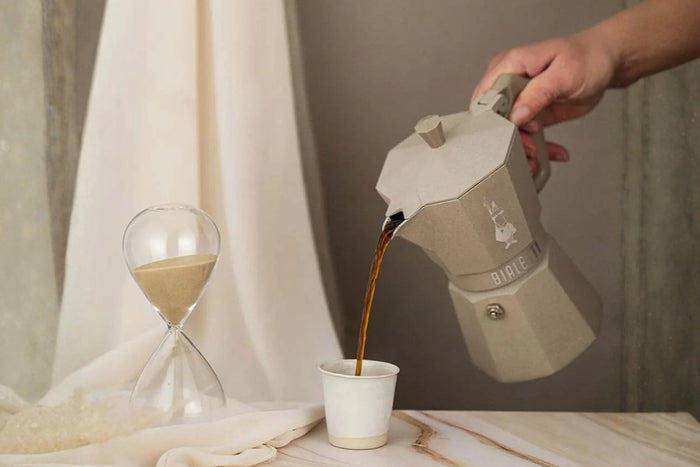 Cafetière italienne Bialetti Moka Exclusive Octagonal induction beige sable