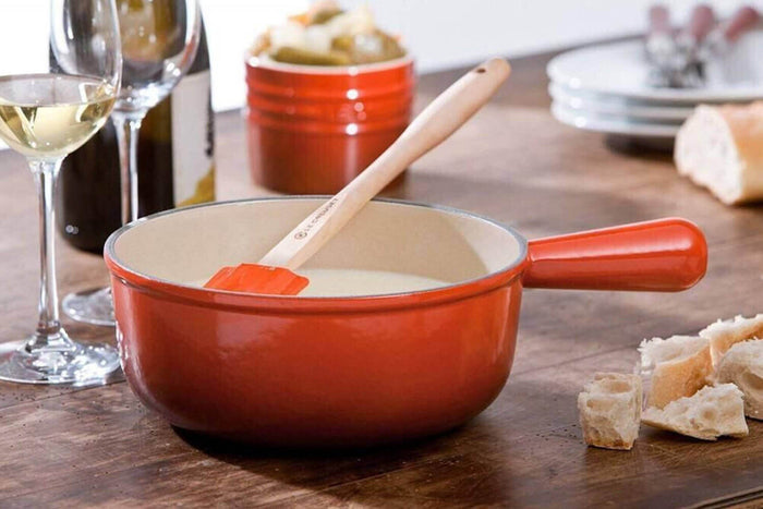 Caquelon Le Creuset 22cm en fonte émaillée Cerise