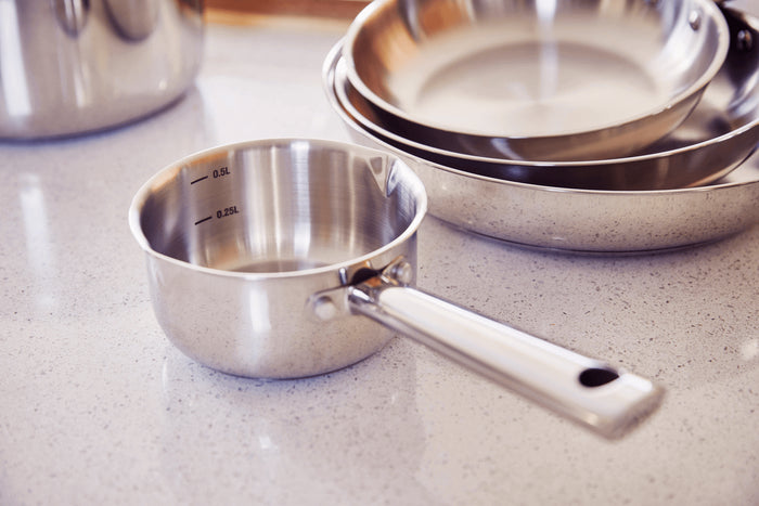 Casserole Beka Cicla avec 2 becs verseurs en inox 12cm