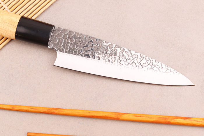 Coffret 2 couteaux japonais Satake Cutlery Tsuchime santoku + deba