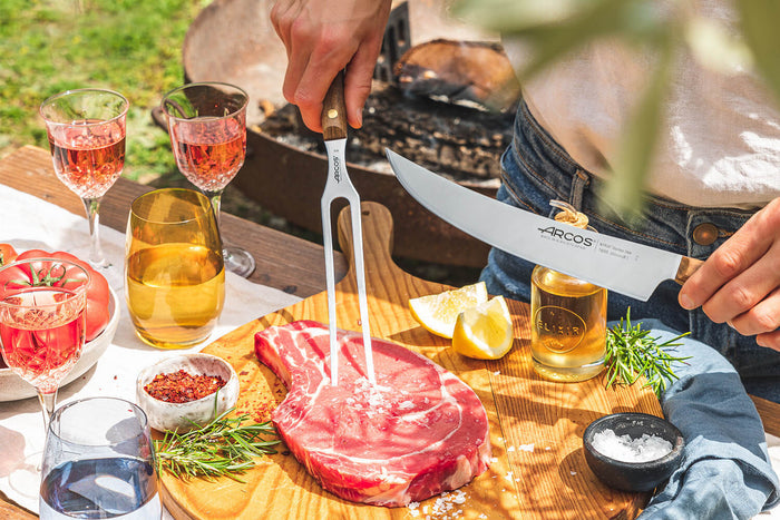 Coffret spécial barbecue Arcos Nordika fouchette + couteau à découper