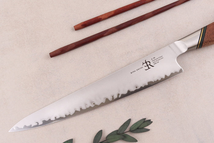Couteau à découper 20,5cm Ryda Knives A-30 San Maï et manche en noyer