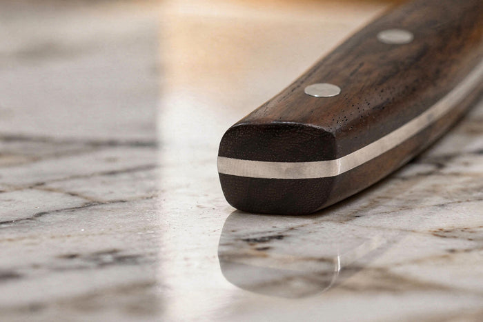 Couteau à désosser 16cm Guillaume Leonard Cuistot en acier inoxydable et bois de santal rouge