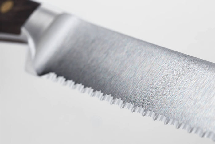 Couteau à pain Wüsthof Crafter forgé 23cm en chêne fumé