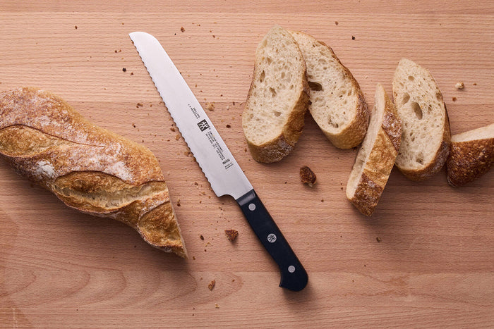 Couteau à pain ZWILLING Gourmet 20cm manche riveté