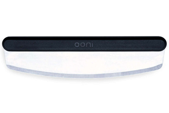 Couteau à pizza demi-lune Ooni lame 35cm en acier inoxydable