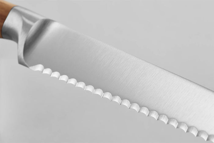 Couteau à saucisson Wüsthof Amici forgé 14cm en bois d'olivier