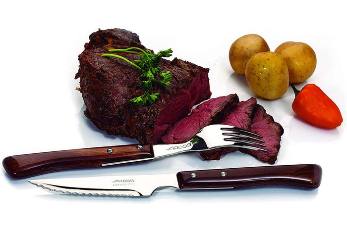 Couteau à steak Arcos Gregorio manche bois lame crantée 11cm