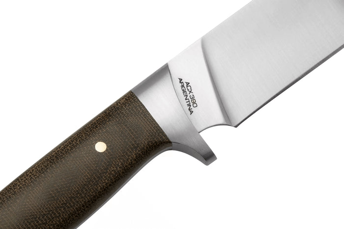 Couteau Böker Arbolito Hunter 02BA351M lame en acier 12cm manche en micarta vert + étui en cuir noir