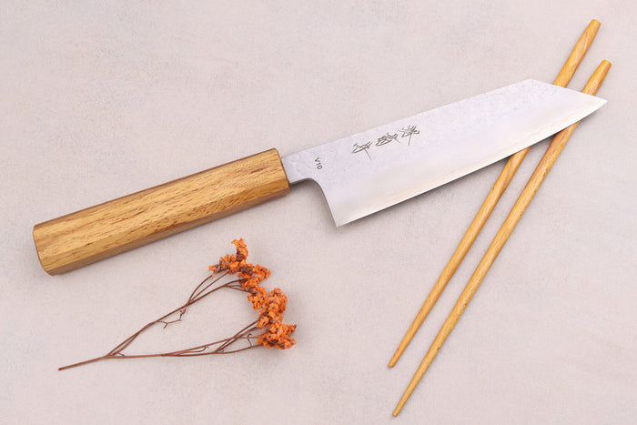 Couteau bunka 16,5cm japonais artisanal Sakai Kikumori TS10 en chêne