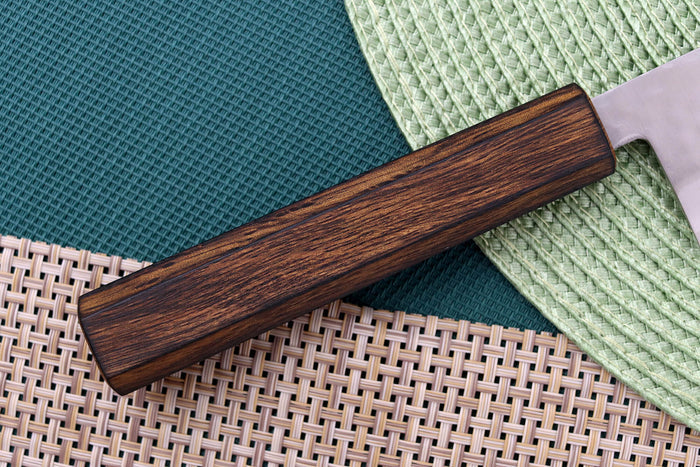 Couteau de chef 18cm japonais artisanal Masutani martelé manche en chêne
