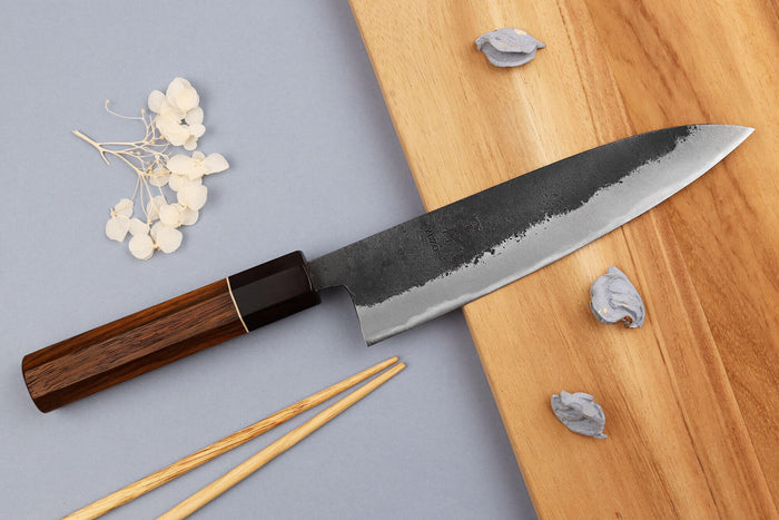 Couteau de chef 18cm japonais artisanal Yuzo Black Nashiji