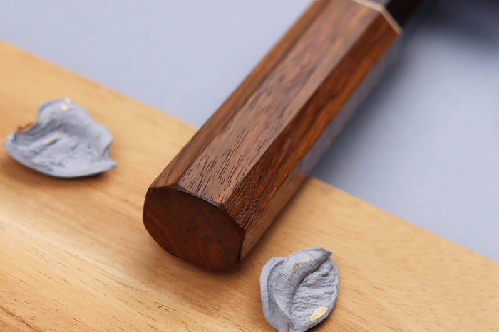Couteau de chef 18cm japonais artisanal Yuzo Black Nashiji