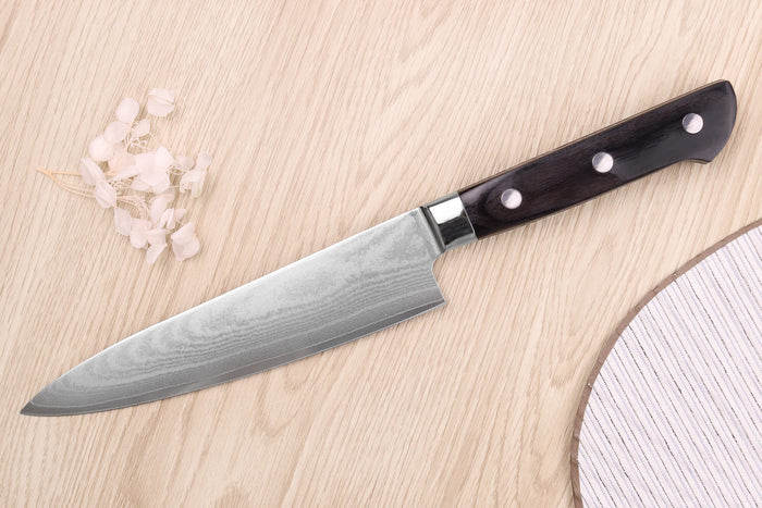 Couteau de chef 18cm japonais Satake Cutlery damas 69 couches