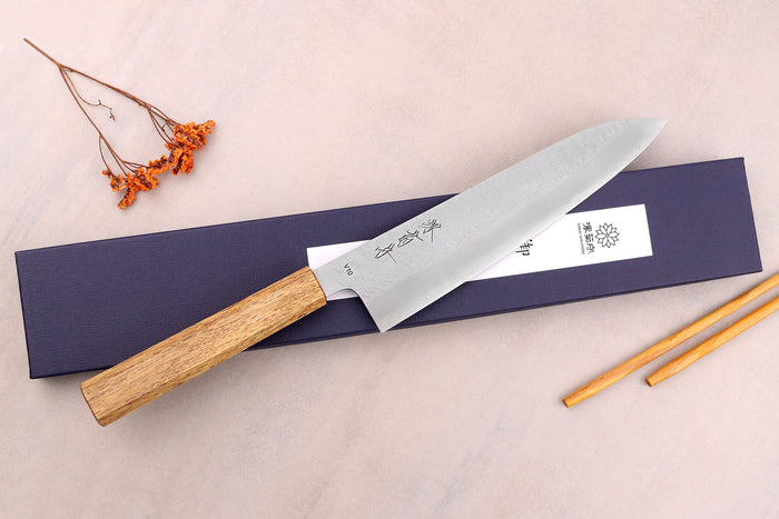 Couteau de chef 21cm japonais artisanal Sakai Kikumori TS10 en chêne