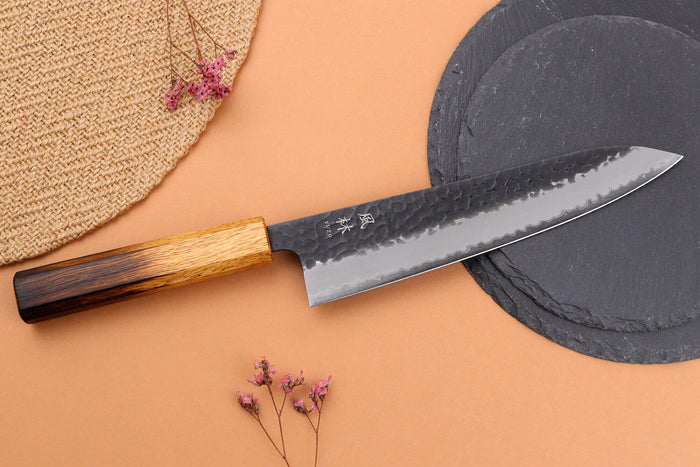 Couteau de chef 21cm japonais artisanal Yuzo Black AS chêne brûlé