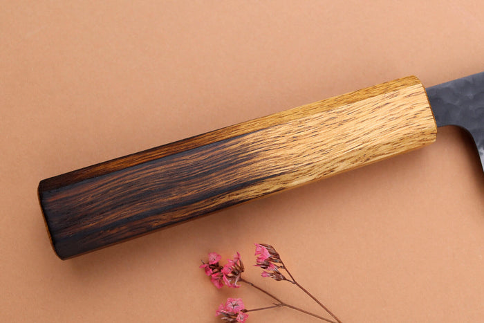 Couteau de chef 21cm japonais artisanal Yuzo Black AS chêne brûlé