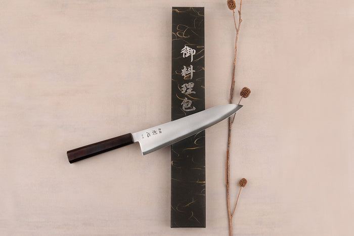 Couteau de chef gyuto 21cm japonais artisanal Hatsukokoro Kaijin BS2 ébène