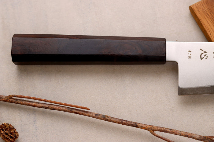 Couteau de chef gyuto 21cm japonais artisanal Hatsukokoro Kaijin BS2 ébène