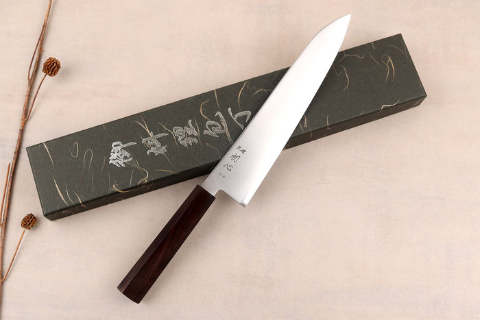 Couteau de chef gyuto 24cm japonais artisanal Hatsukokoro Kaijin BS2 ébène
