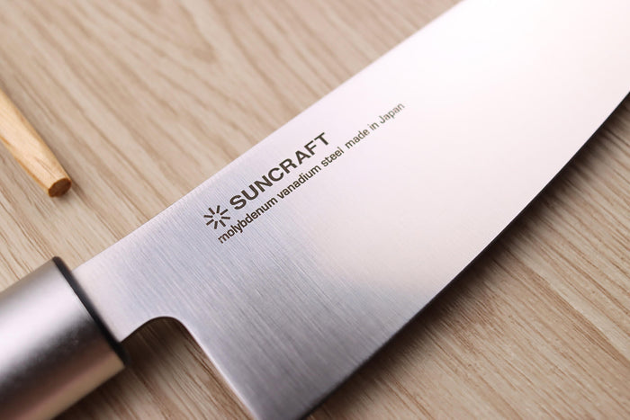 Couteau de chef japonais 20cm Suncraft Senzo manche en magnolia
