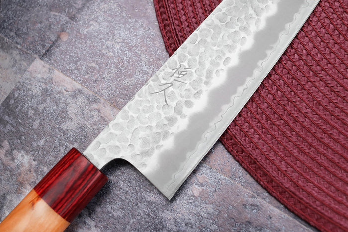 Couteau de chef japonais artisanal Tsunehisa Aogami Super martelé 24cm
