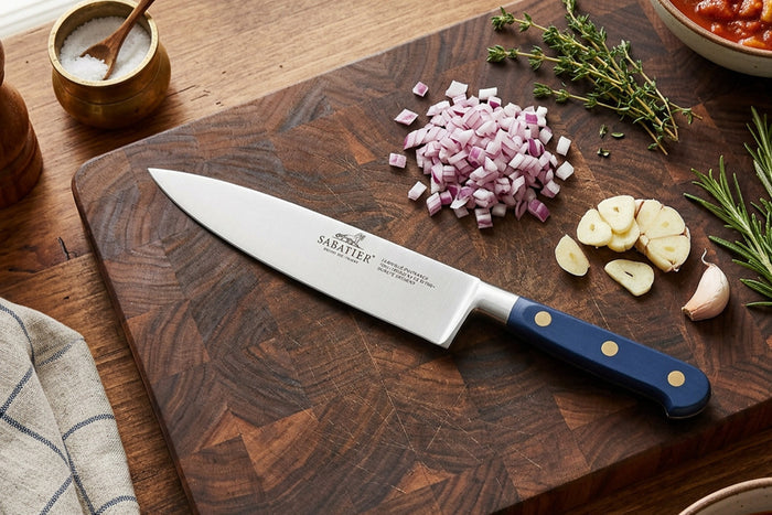 Couteau de chef Sabatier Idéal Bleu Abysse 100% forgé lame 15cm