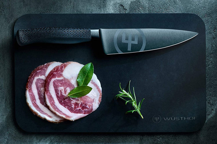 Couteau de chef Wüsthof Performer lame 16cm à revêtement noir anti-rayures