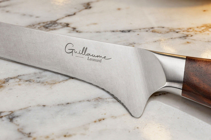 Couteau filet de sole 18cm Guillaume Leonard Cuistot en acier inoxydable et bois de santal rouge