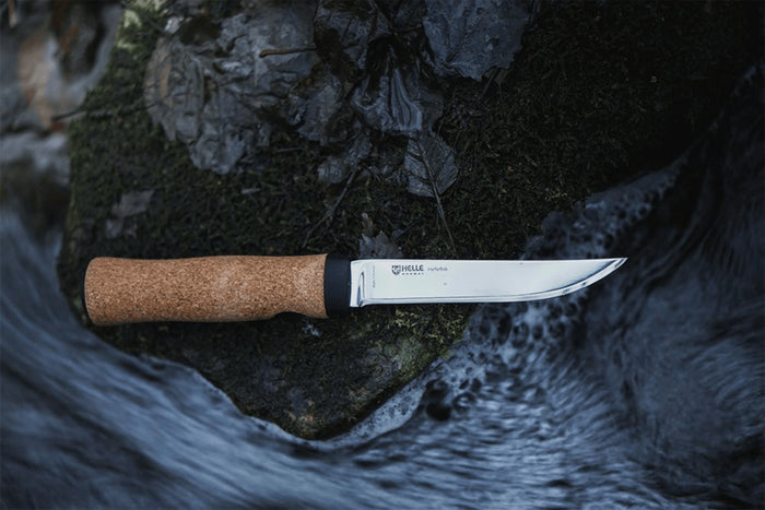 Couteau Helle Hellefisk H120 lame en inox 12,3cm manche en liège + étui en cuir