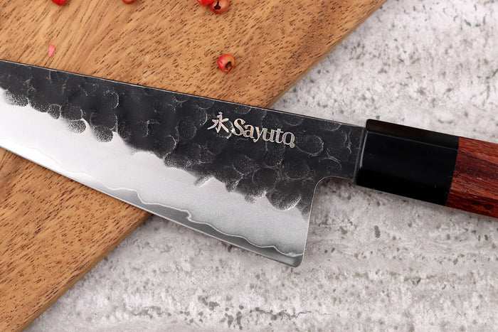 Couteau honesuki Sayuto Séquoia San Mai martelé 15cm