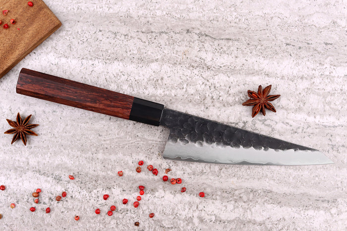 Couteau honesuki Sayuto Séquoia San Mai martelé 15cm