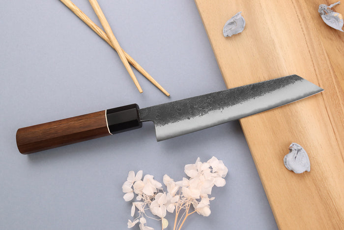 Couteau kiritsuke 15cm japonais artisanal Yuzo Black Nashiji