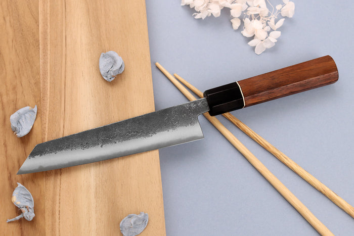 Couteau kiritsuke 15cm japonais artisanal Yuzo Black Nashiji