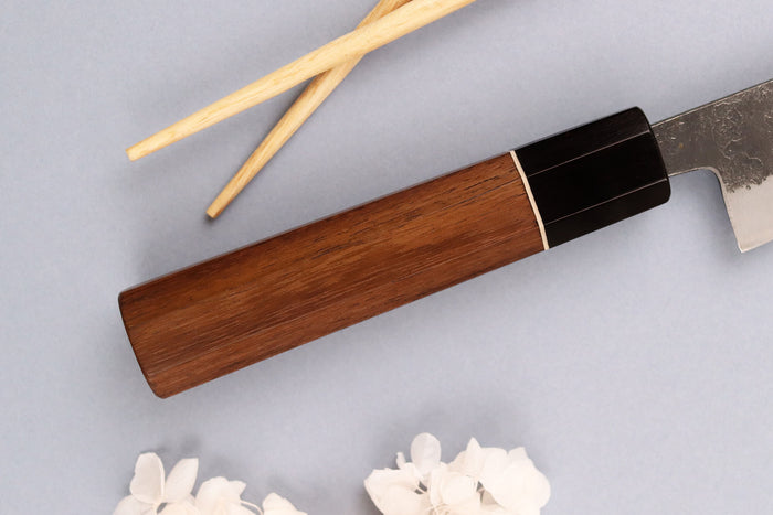 Couteau kiritsuke 15cm japonais artisanal Yuzo Black Nashiji
