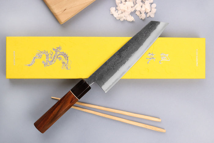 Couteau kiritsuke 18cm japonais artisanal Yuzo Black Nashiji