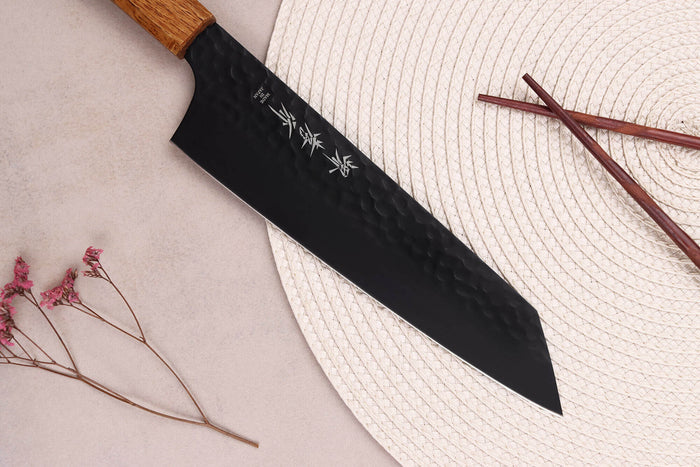 Couteau kiritsuke 19cm japonais Sakai Takayuki Kurokage VG10 manche en chêne brûlé