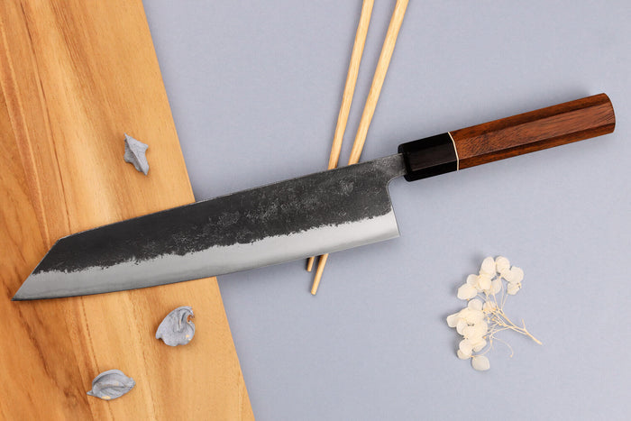 Couteau kiritsuke 24cm japonais artisanal Yuzo Black Nashiji