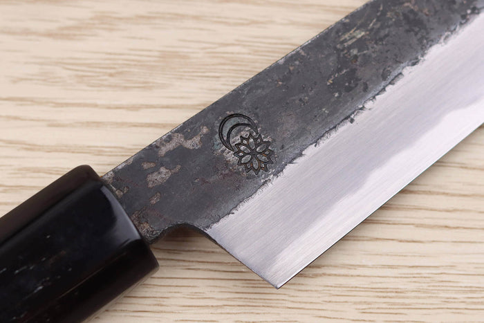 Couteau kiritsuke universel 13,5cm japonais artisanal Sakai Kikumori Kikuzuki Kuro
