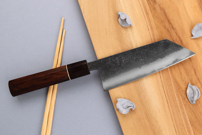 Couteau ko-bunka 13,5cm japonais artisanal Yuzo Black Nashiji