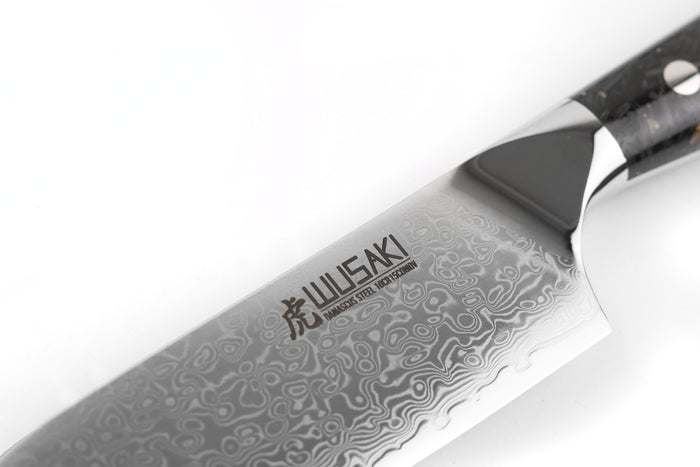 Couteau ko-santoku Wusaki Sakin Damas 10Cr 13cm manche en fibre de carbone et feuille d'or