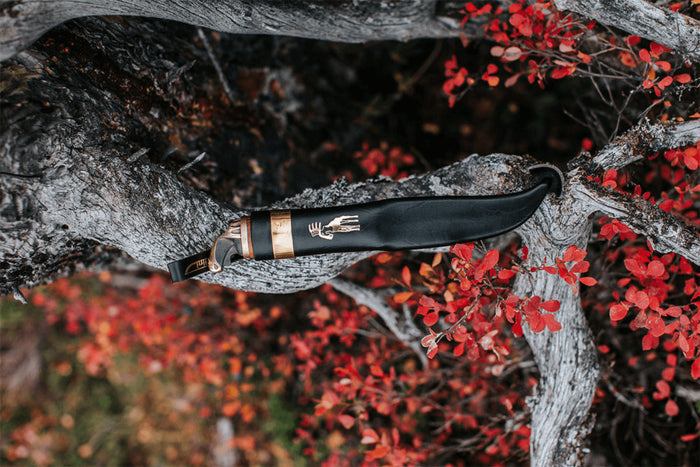 Couteau Marttiini Antler 546012 lame carbone 11cm manche bouleau + étui/coffret cadeau