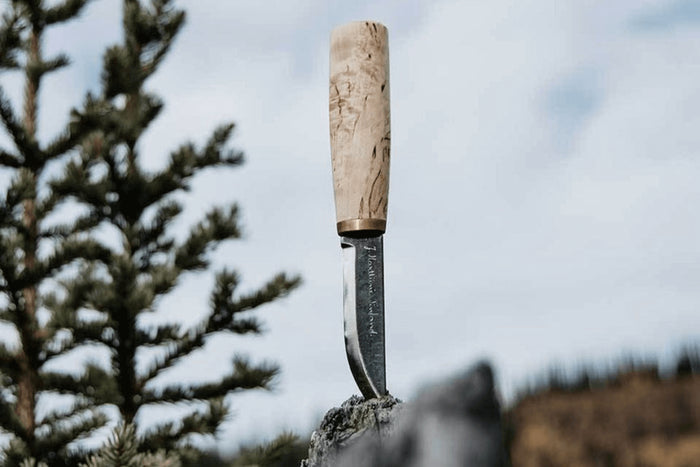 Couteau Marttiini Arctic 535010 lame carbone 9cm manche en bouleau madré + étui