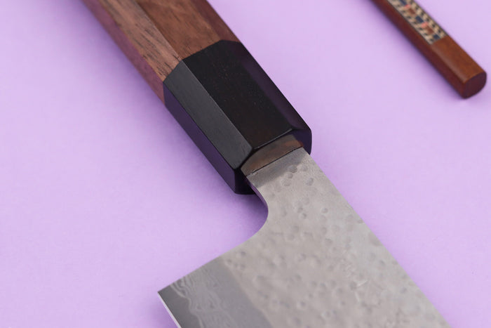 Couteau nakiri 16,5cm japonais artisanal Makoto Kurosaki VG7 Damas martelé