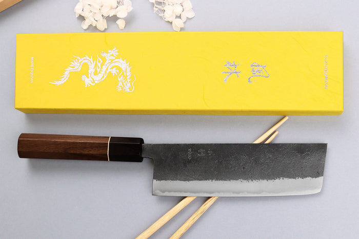 Couteau nakiri 16,5cm japonais artisanal Yuzo Black Nashiji